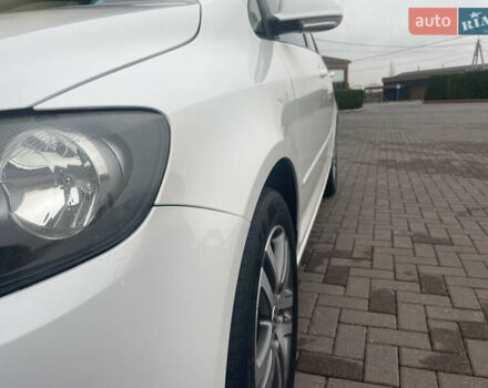 Белый Фольксваген Гольф Плюс, объемом двигателя 1.6 л и пробегом 236 тыс. км за 7500 $, фото 28 на Automoto.ua