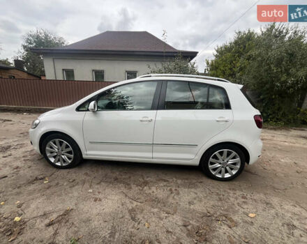 Белый Фольксваген Гольф Плюс, объемом двигателя 1.6 л и пробегом 195 тыс. км за 8950 $, фото 25 на Automoto.ua