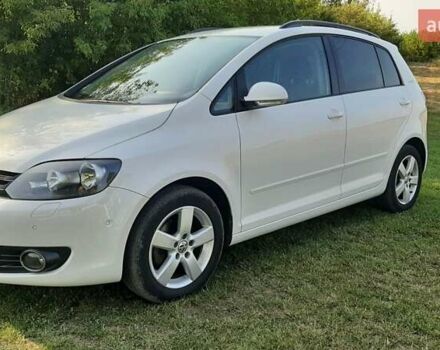 Білий Фольксваген Golf Plus, об'ємом двигуна 1.6 л та пробігом 203 тис. км за 7900 $, фото 22 на Automoto.ua