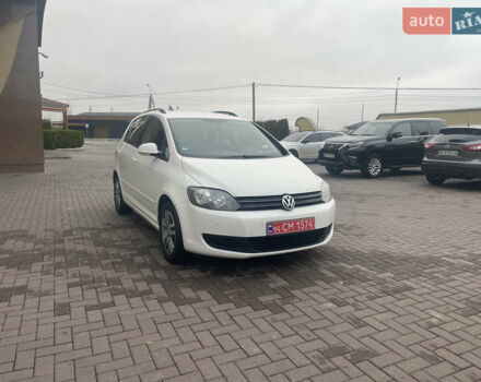 Белый Фольксваген Гольф Плюс, объемом двигателя 1.6 л и пробегом 236 тыс. км за 7500 $, фото 4 на Automoto.ua