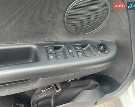 Белый Фольксваген Гольф Плюс, объемом двигателя 1.6 л и пробегом 236 тыс. км за 7500 $, фото 47 на Automoto.ua