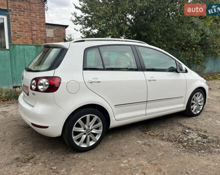 Белый Фольксваген Гольф Плюс, объемом двигателя 1.6 л и пробегом 195 тыс. км за 8950 $, фото 10 на Automoto.ua