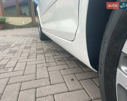 Белый Фольксваген Гольф Плюс, объемом двигателя 1.6 л и пробегом 236 тыс. км за 7500 $, фото 45 на Automoto.ua