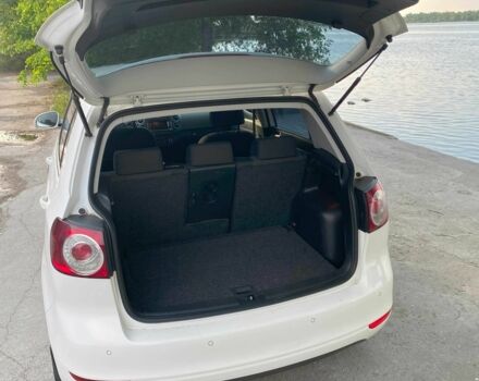 Белый Фольксваген Гольф Плюс, объемом двигателя 1.4 л и пробегом 171 тыс. км за 7400 $, фото 4 на Automoto.ua