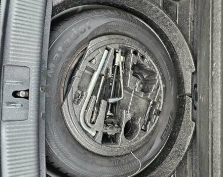 Белый Фольксваген Гольф Плюс, объемом двигателя 1.4 л и пробегом 146 тыс. км за 8000 $, фото 17 на Automoto.ua