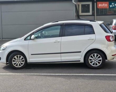 Белый Фольксваген Гольф Плюс, объемом двигателя 1.4 л и пробегом 161 тыс. км за 7019 $, фото 2 на Automoto.ua