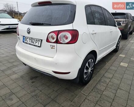 Белый Фольксваген Гольф Плюс, объемом двигателя 1.4 л и пробегом 146 тыс. км за 8000 $, фото 19 на Automoto.ua