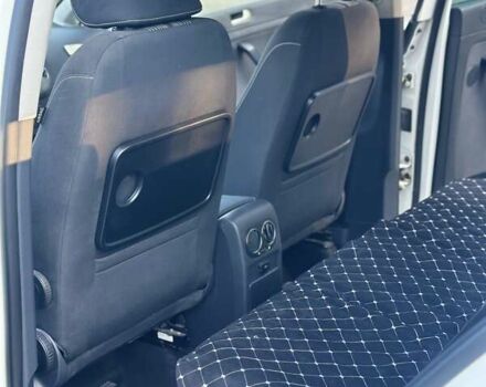 Белый Фольксваген Гольф Плюс, объемом двигателя 1.6 л и пробегом 353 тыс. км за 9500 $, фото 8 на Automoto.ua