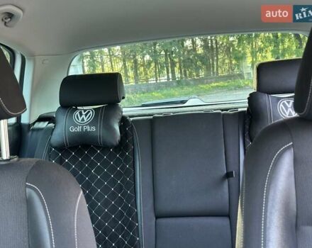 Белый Фольксваген Гольф Плюс, объемом двигателя 1.6 л и пробегом 353 тыс. км за 9500 $, фото 6 на Automoto.ua