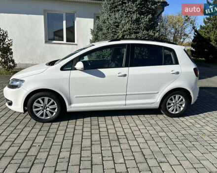 Белый Фольксваген Гольф Плюс, объемом двигателя 1.4 л и пробегом 171 тыс. км за 8990 $, фото 3 на Automoto.ua