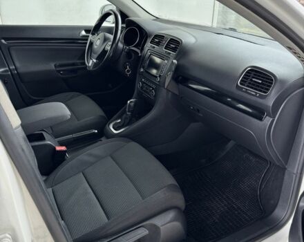 Білий Фольксваген Golf Plus, об'ємом двигуна 1.6 л та пробігом 240 тис. км за 7200 $, фото 3 на Automoto.ua