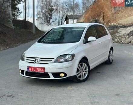 Білий Фольксваген Golf Plus, об'ємом двигуна 1.6 л та пробігом 176 тис. км за 6100 $, фото 1 на Automoto.ua