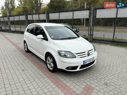 Білий Фольксваген Golf Plus, об'ємом двигуна 1.6 л та пробігом 210 тис. км за 6200 $, фото 1 на Automoto.ua