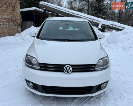 Белый Фольксваген Гольф Плюс, объемом двигателя 1.4 л и пробегом 214 тыс. км за 8199 $, фото 1 на Automoto.ua