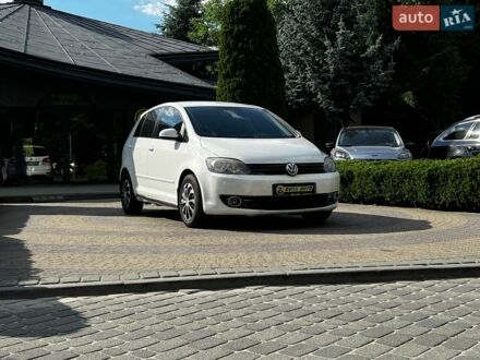 Білий Фольксваген Golf Plus, об'ємом двигуна 1.39 л та пробігом 146 тис. км за 5500 $, фото 1 на Automoto.ua
