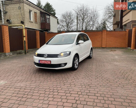 Белый Фольксваген Гольф Плюс, объемом двигателя 1.4 л и пробегом 182 тыс. км за 9399 $, фото 1 на Automoto.ua