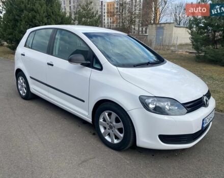 Белый Фольксваген Гольф Плюс, объемом двигателя 1.6 л и пробегом 263 тыс. км за 6300 $, фото 1 на Automoto.ua
