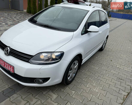Белый Фольксваген Гольф Плюс, объемом двигателя 1.4 л и пробегом 185 тыс. км за 9200 $, фото 1 на Automoto.ua