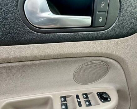 Бежевий Фольксваген Golf Plus, об'ємом двигуна 1.4 л та пробігом 188 тис. км за 7999 $, фото 12 на Automoto.ua