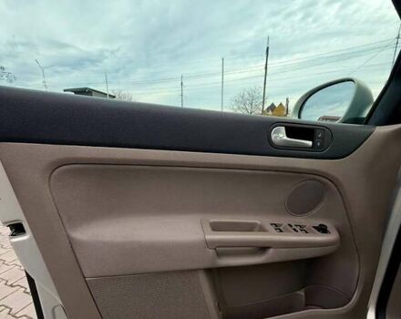 Бежевий Фольксваген Golf Plus, об'ємом двигуна 1.4 л та пробігом 188 тис. км за 7999 $, фото 13 на Automoto.ua