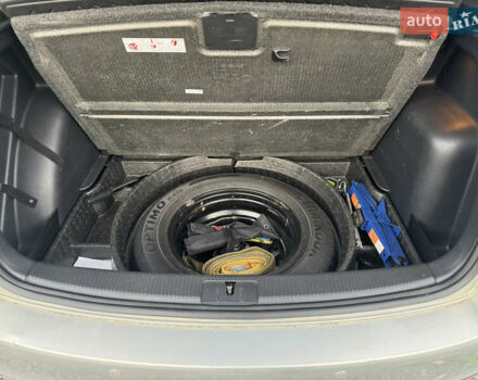 Бежевий Фольксваген Golf Plus, об'ємом двигуна 1.4 л та пробігом 116 тис. км за 9000 $, фото 22 на Automoto.ua