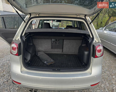 Бежевий Фольксваген Golf Plus, об'ємом двигуна 1.4 л та пробігом 116 тис. км за 9000 $, фото 23 на Automoto.ua