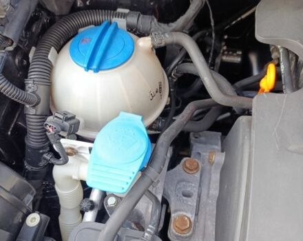 Черный Фольксваген Гольф Плюс, объемом двигателя 1.4 л и пробегом 330 тыс. км за 4700 $, фото 22 на Automoto.ua