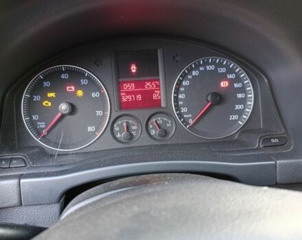 Черный Фольксваген Гольф Плюс, объемом двигателя 1.4 л и пробегом 330 тыс. км за 4700 $, фото 12 на Automoto.ua