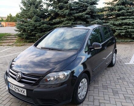 Черный Фольксваген Гольф Плюс, объемом двигателя 1.4 л и пробегом 330 тыс. км за 4700 $, фото 2 на Automoto.ua