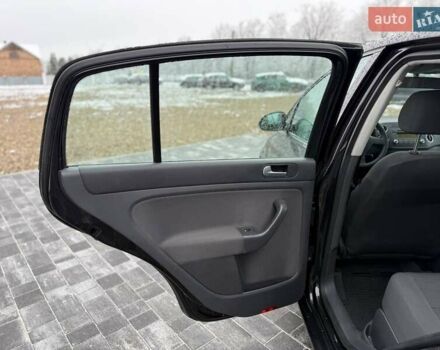 Черный Фольксваген Гольф Плюс, объемом двигателя 0 л и пробегом 243 тыс. км за 5399 $, фото 19 на Automoto.ua