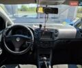 Черный Фольксваген Гольф Плюс, объемом двигателя 1.6 л и пробегом 290 тыс. км за 5200 $, фото 4 на Automoto.ua