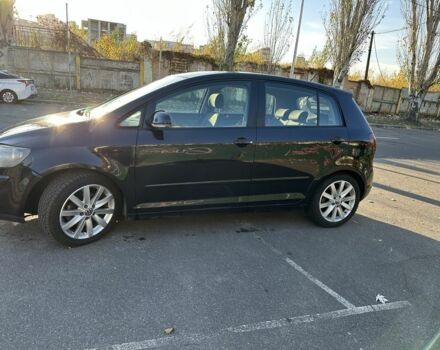 Черный Фольксваген Гольф Плюс, объемом двигателя 1.6 л и пробегом 250 тыс. км за 5600 $, фото 3 на Automoto.ua