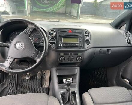 Чорний Фольксваген Golf Plus, об'ємом двигуна 1.9 л та пробігом 314 тис. км за 5550 $, фото 5 на Automoto.ua