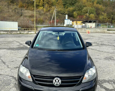 Черный Фольксваген Гольф Плюс, объемом двигателя 1.6 л и пробегом 182 тыс. км за 5200 $, фото 9 на Automoto.ua