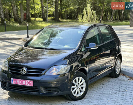 Фольксваген Гольф Плюс 2005 в Тернополе на Automoto.ua Черный Фольксваген Гольф Плюс, объемом двигателя 1.4 л и пробегом 251 тыс. км за 4999 $, фото 1 на Automoto.ua