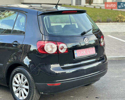 Черный Фольксваген Гольф Плюс, объемом двигателя 1.4 л и пробегом 250 тыс. км за 4999 $, фото 13 на Automoto.ua