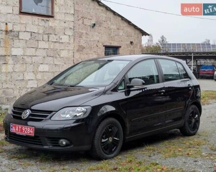 Черный Фольксваген Гольф Плюс, объемом двигателя 1.4 л и пробегом 218 тыс. км за 4850 $, фото 6 на Automoto.ua