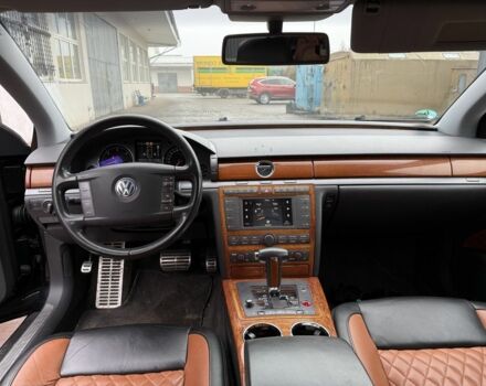 Черный Фольксваген Гольф Плюс, объемом двигателя 3 л и пробегом 158 тыс. км за 7999 $, фото 6 на Automoto.ua