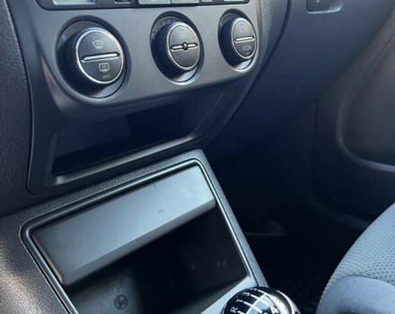 Черный Фольксваген Гольф Плюс, объемом двигателя 1.6 л и пробегом 230 тыс. км за 4950 $, фото 27 на Automoto.ua