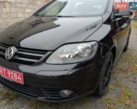Черный Фольксваген Гольф Плюс, объемом двигателя 1.4 л и пробегом 218 тыс. км за 4850 $, фото 12 на Automoto.ua