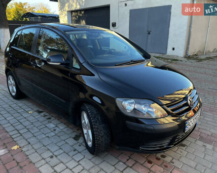 Черный Фольксваген Гольф Плюс, объемом двигателя 1.6 л и пробегом 230 тыс. км за 4950 $, фото 10 на Automoto.ua