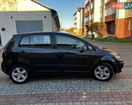 Черный Фольксваген Гольф Плюс, объемом двигателя 1.6 л и пробегом 230 тыс. км за 4950 $, фото 4 на Automoto.ua