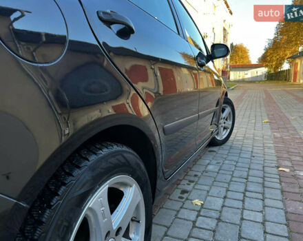 Черный Фольксваген Гольф Плюс, объемом двигателя 1.6 л и пробегом 230 тыс. км за 4950 $, фото 30 на Automoto.ua