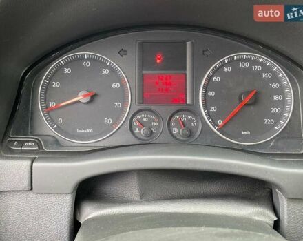 Черный Фольксваген Гольф Плюс, объемом двигателя 1.4 л и пробегом 189 тыс. км за 5000 $, фото 12 на Automoto.ua