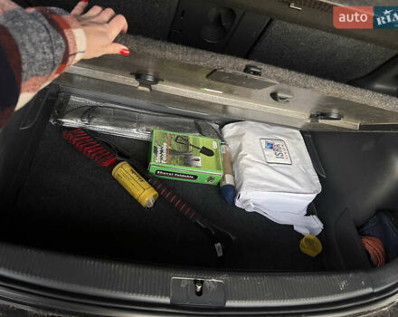 Черный Фольксваген Гольф Плюс, объемом двигателя 1.9 л и пробегом 340 тыс. км за 6300 $, фото 7 на Automoto.ua