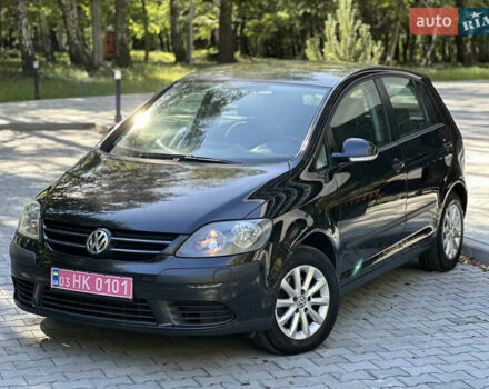 Черный Фольксваген Гольф Плюс, объемом двигателя 1.4 л и пробегом 250 тыс. км за 5399 $, фото 10 на Automoto.ua