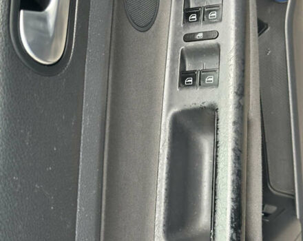 Черный Фольксваген Гольф Плюс, объемом двигателя 1.6 л и пробегом 215 тыс. км за 5800 $, фото 8 на Automoto.ua