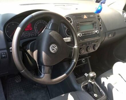 Черный Фольксваген Гольф Плюс, объемом двигателя 1.9 л и пробегом 260 тыс. км за 6700 $, фото 2 на Automoto.ua