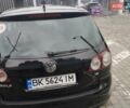 Черный Фольксваген Гольф Плюс, объемом двигателя 1.6 л и пробегом 240 тыс. км за 4950 $, фото 15 на Automoto.ua