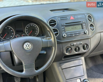 Фольксваген Гольф Плюс 2005 в Тернополе на Automoto.ua Черный Фольксваген Гольф Плюс, объемом двигателя 1.4 л и пробегом 251 тыс. км за 4999 $, фото 39 на Automoto.ua